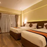 Airport Hotel Roomsity Pride